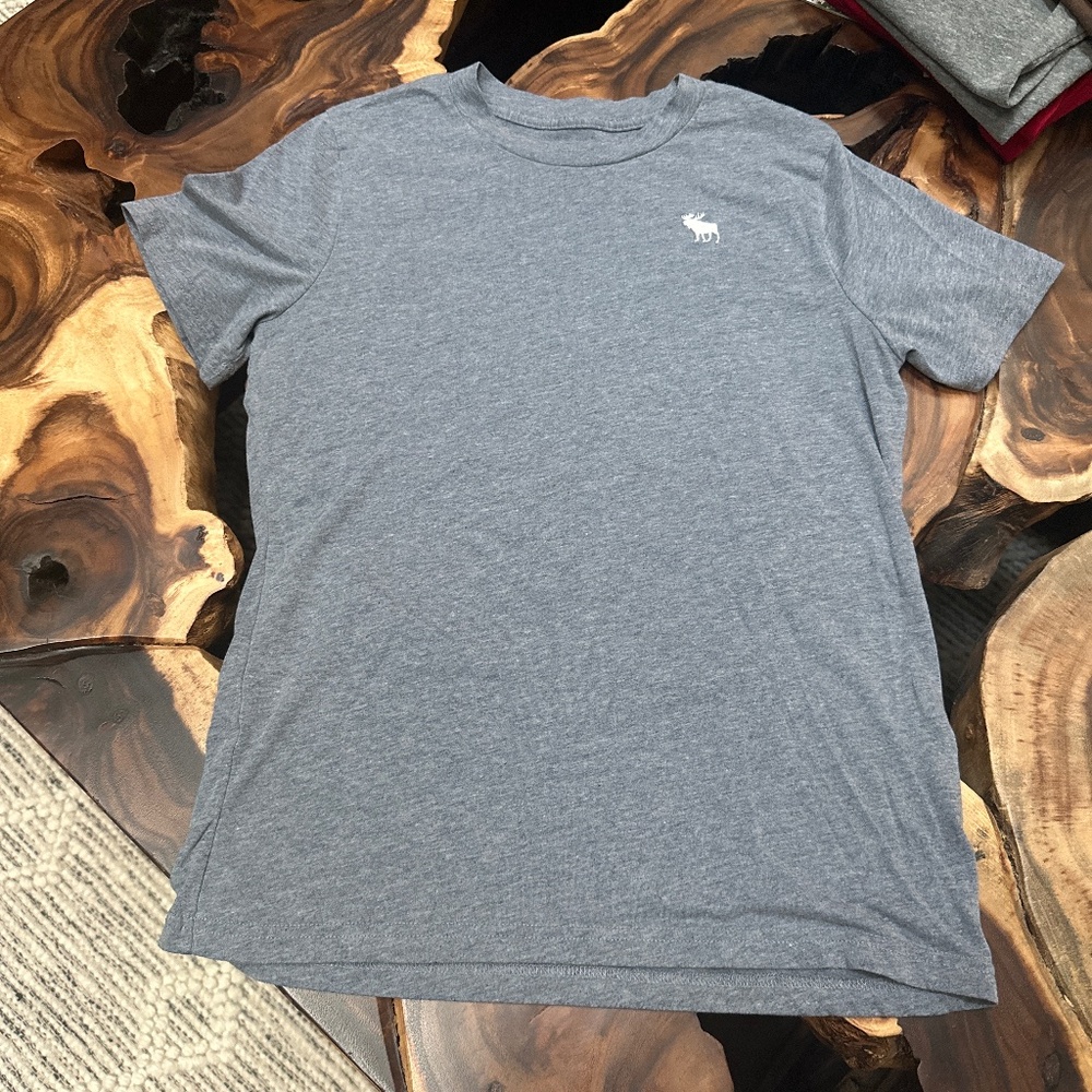 Abercrombie kids t-shirt